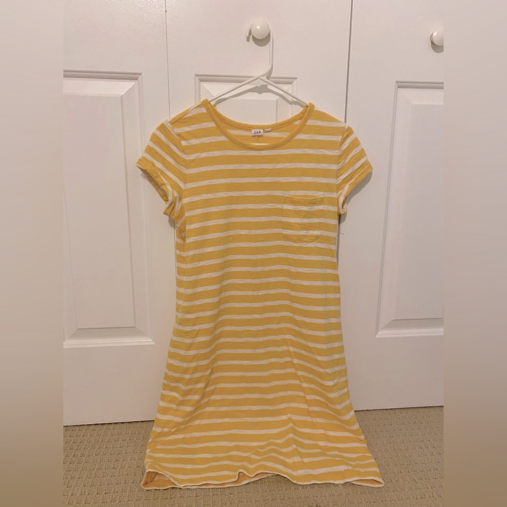 yellow / white striped gap t-shirt dress
- s